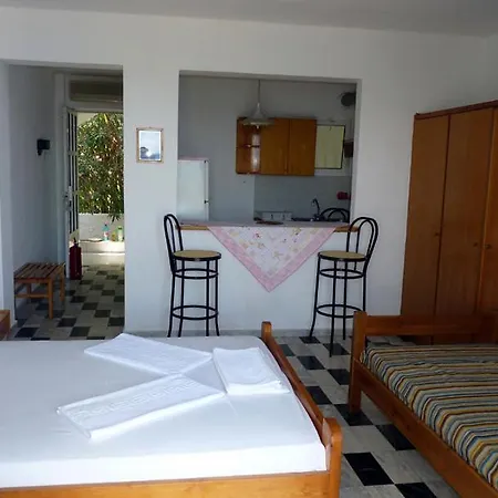 Manthos Sea View Apartment Kalloni (Peloponnese)