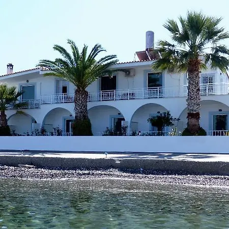 Manthos Sea View Apartment Kalloni (Peloponnese)